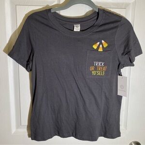 NWT La Luna Grey T-shirt Trick Or Treat Yo'Self Halloween Cotton Small